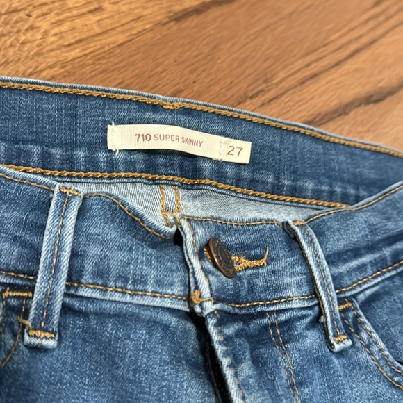 Levi’s 710 Super Skinny Jeans Size W27 L28 - Picture 2 of 4
